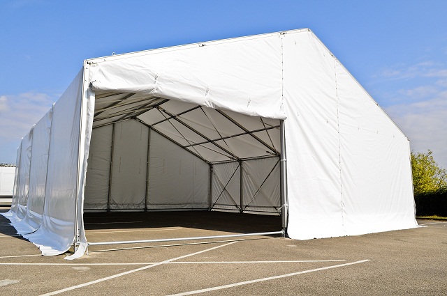 tente-industrielle-en-structure-metallique-427841